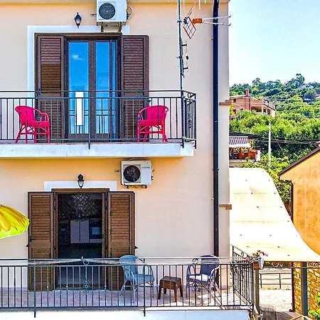Holiday home Marihome *